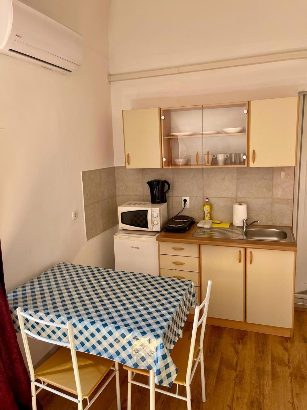 Dejan Apartment4-Top Centar Pula Eksteriør billede